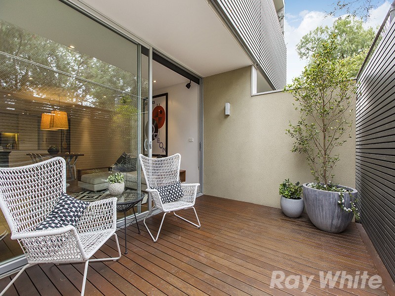 2/157 Peel Street, Windsor VIC 3181