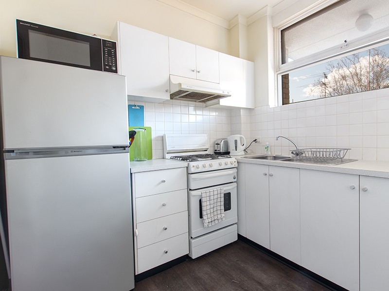 9/131 Alma Road, St Kilda East VIC 3183