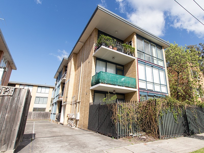 9/131 Alma Road, St Kilda East VIC 3183