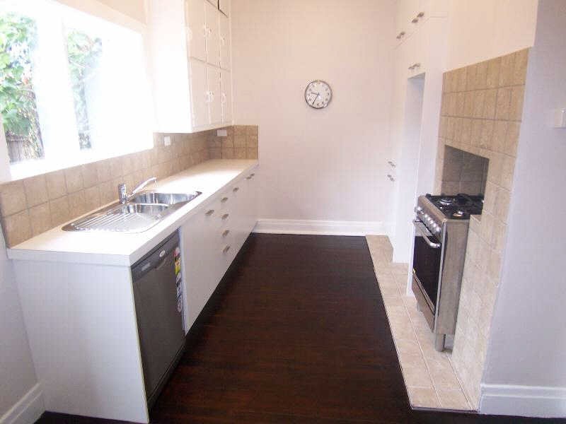 13 Clyde Street, St Kilda VIC 3182