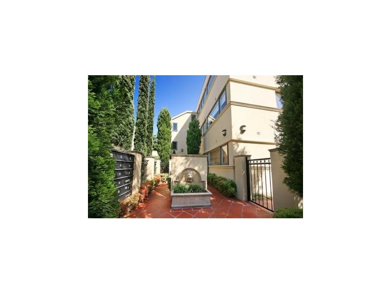 12/3-5 Chomley Street, Prahran VIC 3181