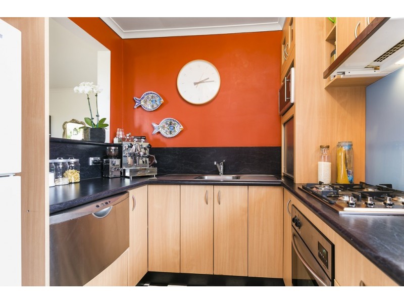4/27 Alma Grove, St Kilda VIC 3182