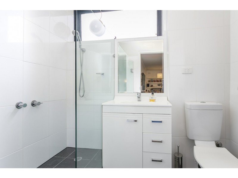 4/27 Alma Grove, St Kilda VIC 3182