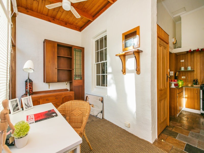 6A Lambeth Place, St Kilda VIC 3182