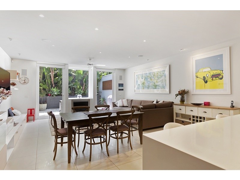 16 Fawkner Street, St Kilda VIC 3182