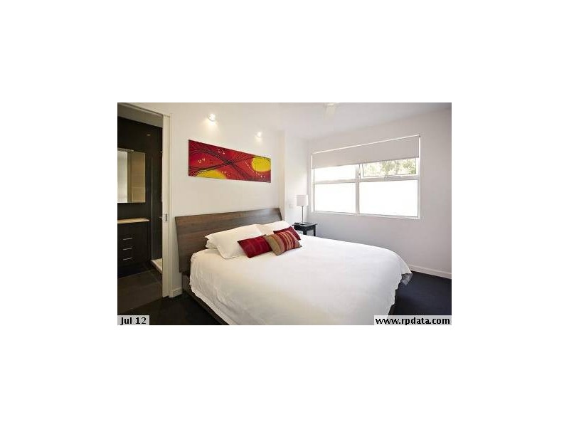 16 Fawkner Street, St Kilda VIC 3182