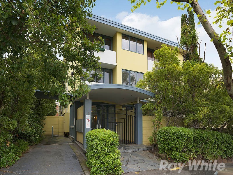 11/1 Acland Street, St Kilda VIC 3182