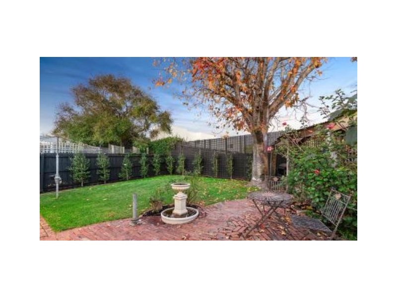 2 Munro Street, Brighton VIC 3186