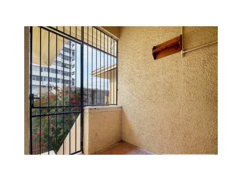 7/16 Marine Parade, St Kilda VIC 3182