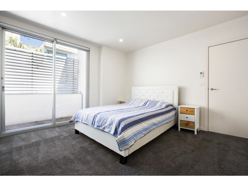 24/14 Fitzroy Street, St Kilda VIC 3182