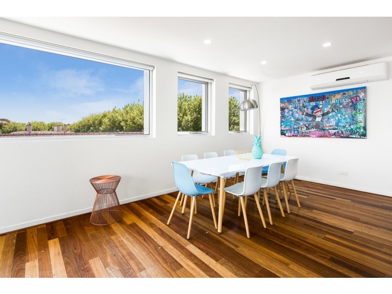 24/14 Fitzroy Street, St Kilda VIC 3182