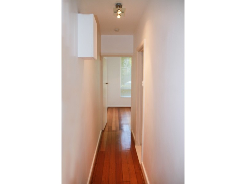 2/99 Westbury Street, St Kilda East VIC 3183