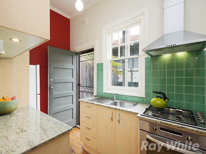 7/92 Barkly, St Kilda VIC 3182