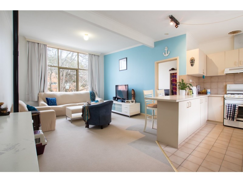 4/33 Dickens Street, Elwood VIC 3184