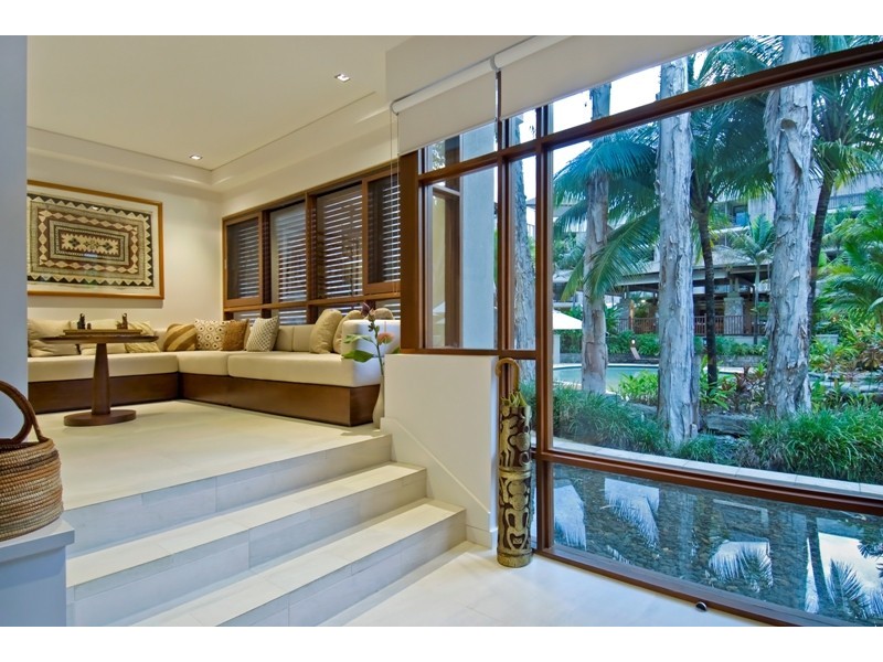 Palm Cove QLD 4879