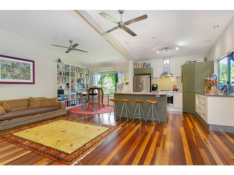 68 Roberts Drive, Trinity Beach QLD 4879