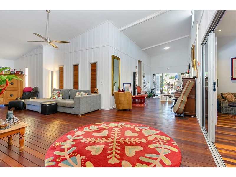 68 Roberts Drive, Trinity Beach QLD 4879