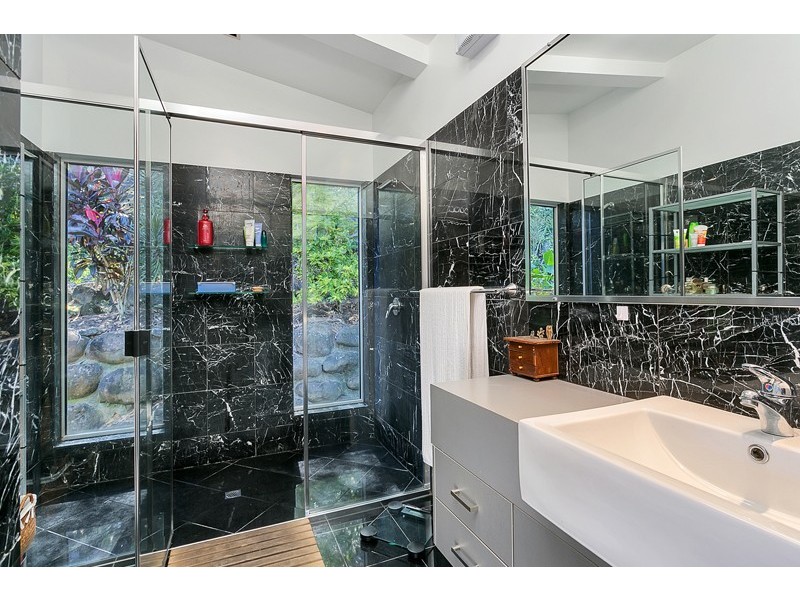 68 Roberts Drive, Trinity Beach QLD 4879