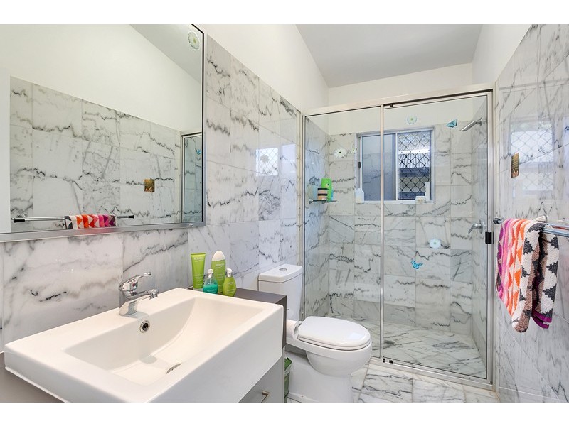 68 Roberts Drive, Trinity Beach QLD 4879