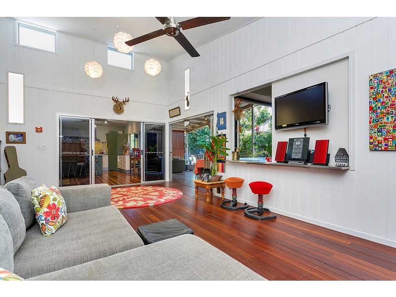 68 Roberts Drive, Trinity Beach QLD 4879