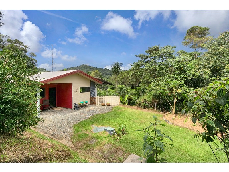 10 Williamson Drive, Kuranda QLD 4881
