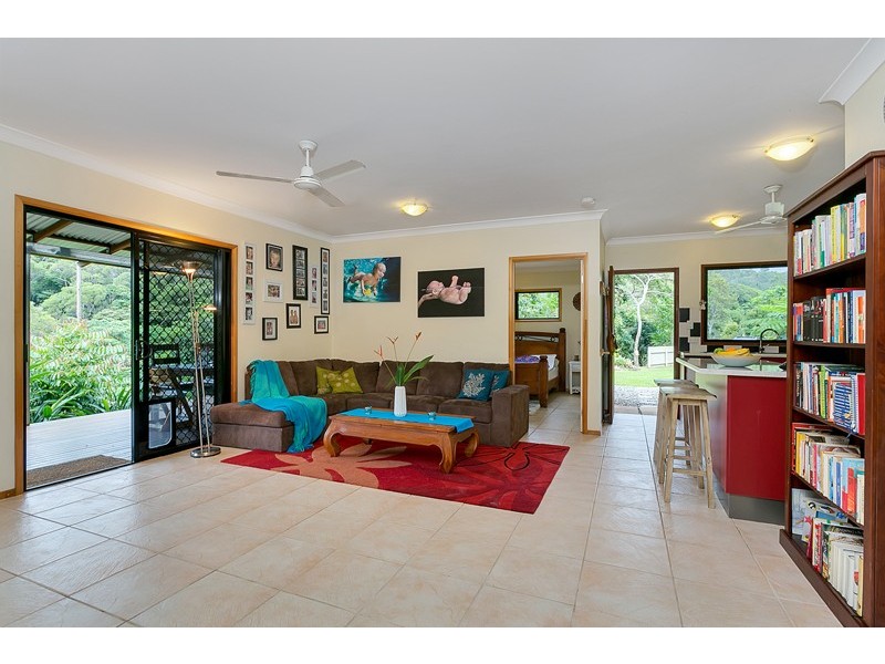 10 Williamson Drive, Kuranda QLD 4881