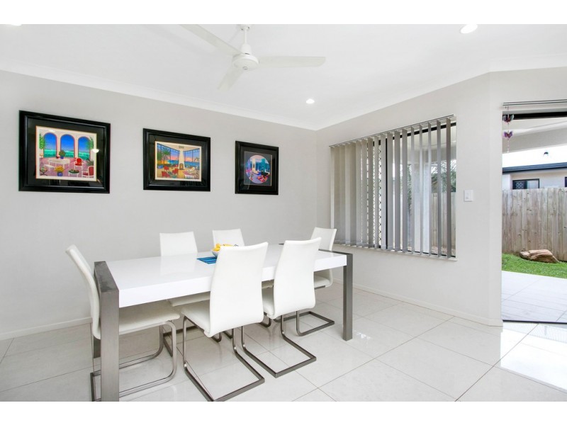 15 Landsborough Drive, Smithfield QLD 4878