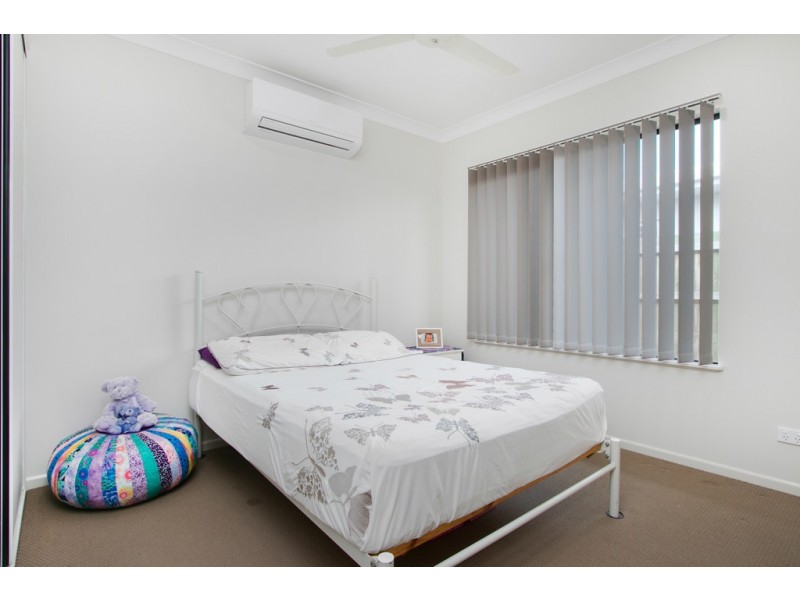 15 Landsborough Drive, Smithfield QLD 4878