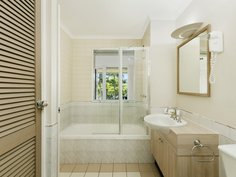 18/49 Vasey Esplanade, Trinity Beach QLD 4879