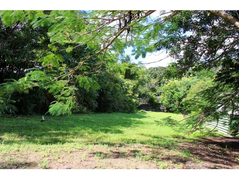 4 Meeroo Street, Kuranda QLD 4881