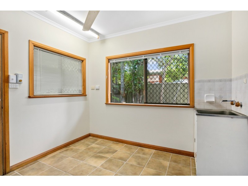 11 Huon Street, Trinity Beach QLD 4879