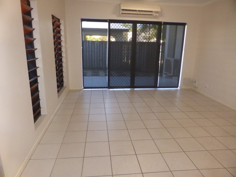 1/238 McLeod Street, Cairns North QLD 4870