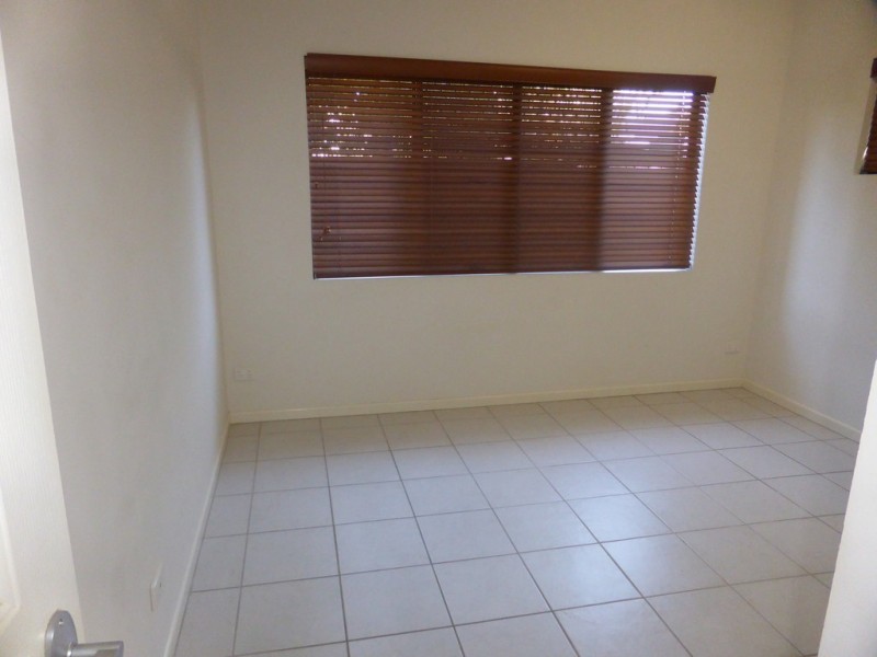 1/238 McLeod Street, Cairns North QLD 4870