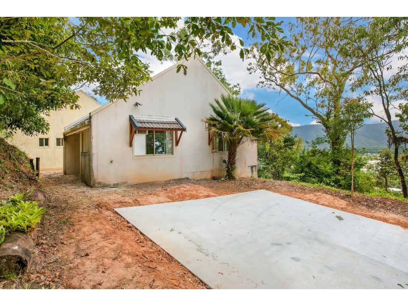 2/7 Tari Place, Trinity Beach QLD 4879