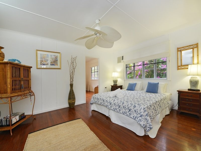 15 Marine Parade, Newell QLD 4873