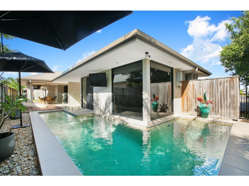 46 Starboard Street, Trinity Beach QLD 4879