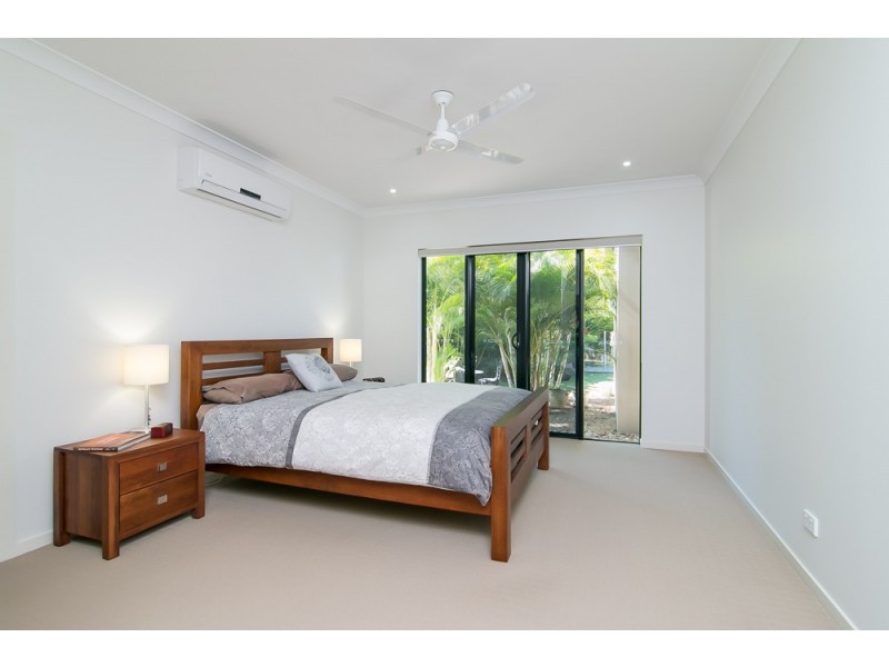 1 Weld Crescent, Smithfield QLD 4878