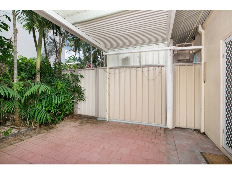 6/33-35 Fairweather Street, Yorkeys Knob QLD 4878