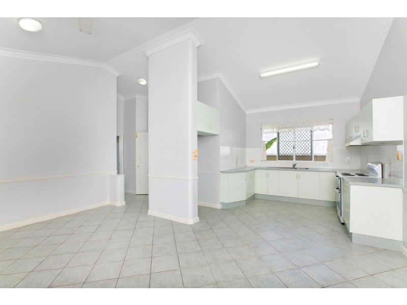 5/95 Moore Street, Trinity Beach QLD 4879