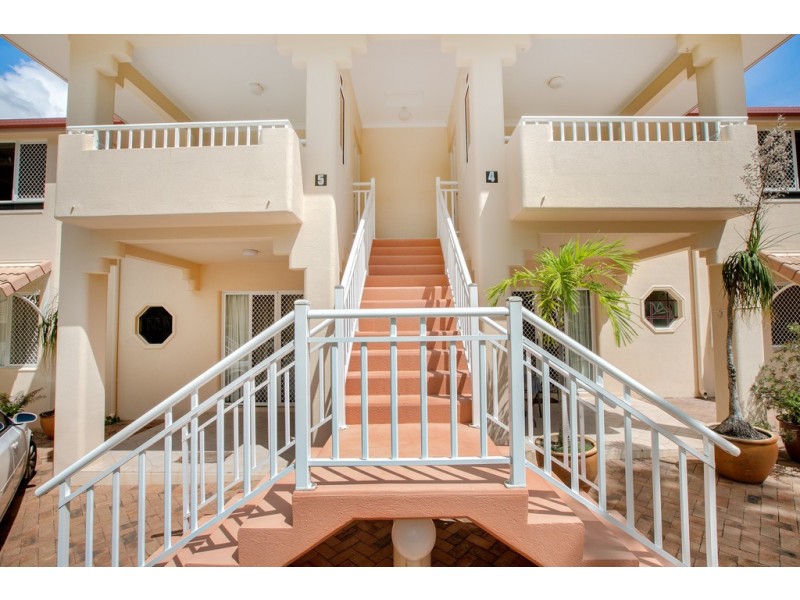 5/95 Moore Street, Trinity Beach QLD 4879
