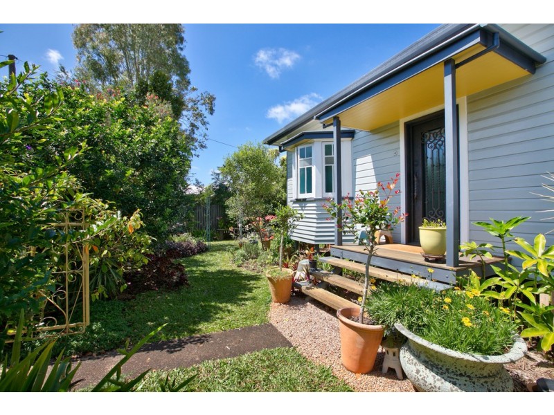 4 Eacham Road, Yungaburra QLD 4884