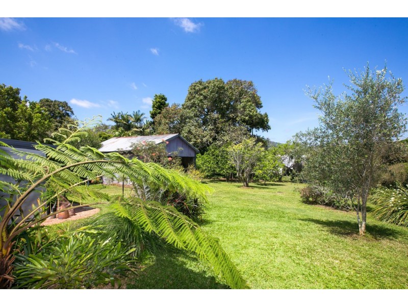 4 Eacham Road, Yungaburra QLD 4884
