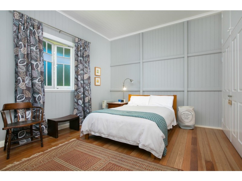 4 Eacham Road, Yungaburra QLD 4884