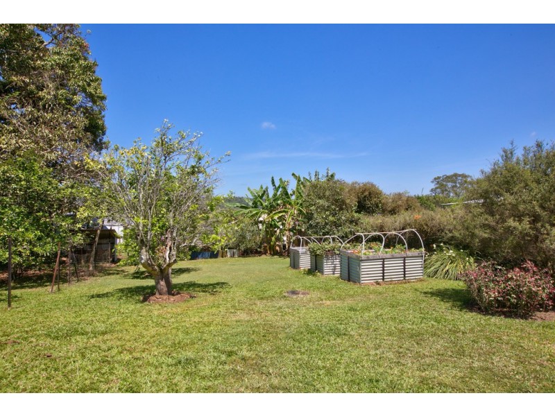 4 Eacham Road, Yungaburra QLD 4884