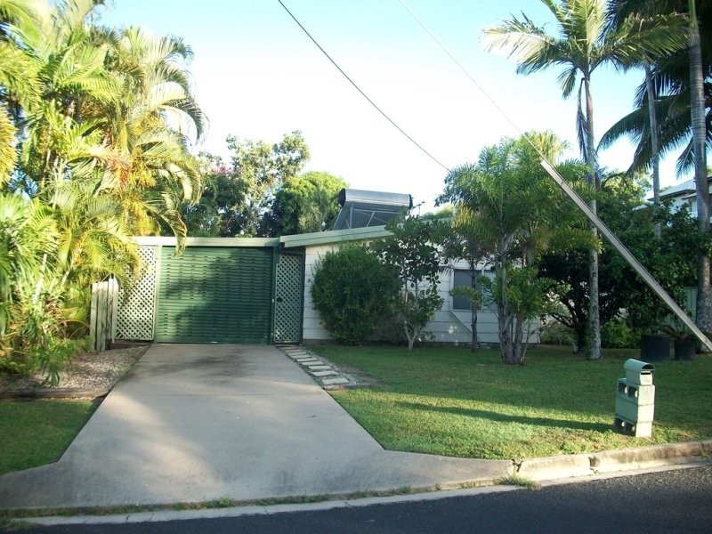 2 Corinda Close, Trinity Beach QLD 4879