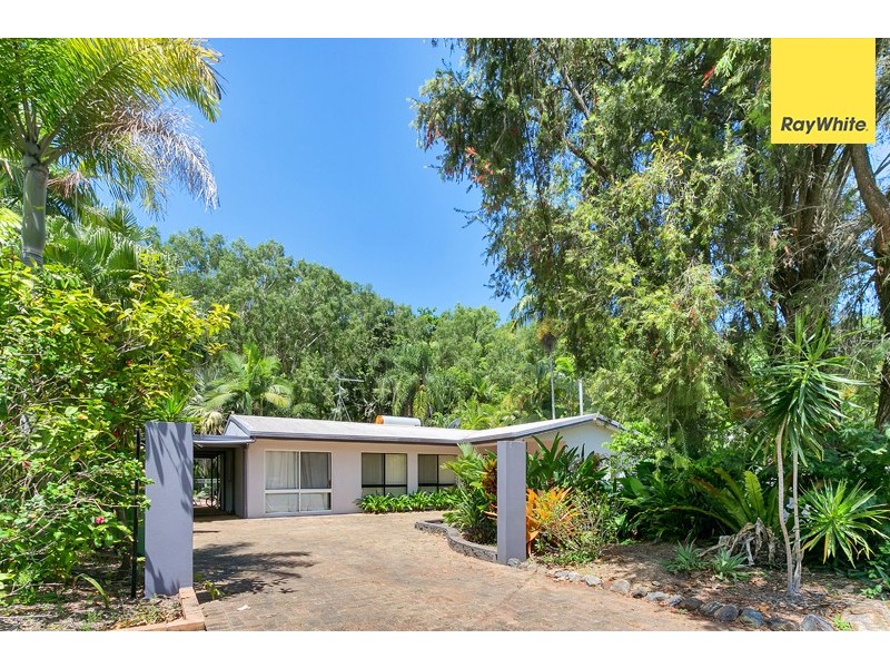 18 Hope Street, Clifton Beach QLD 4879