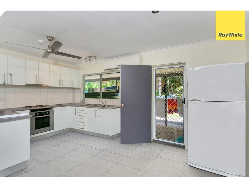 18 Hope Street, Clifton Beach QLD 4879