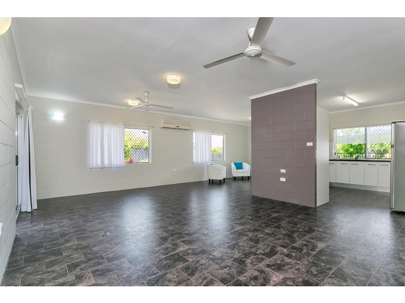 3 Manus Street, Trinity Beach QLD 4879