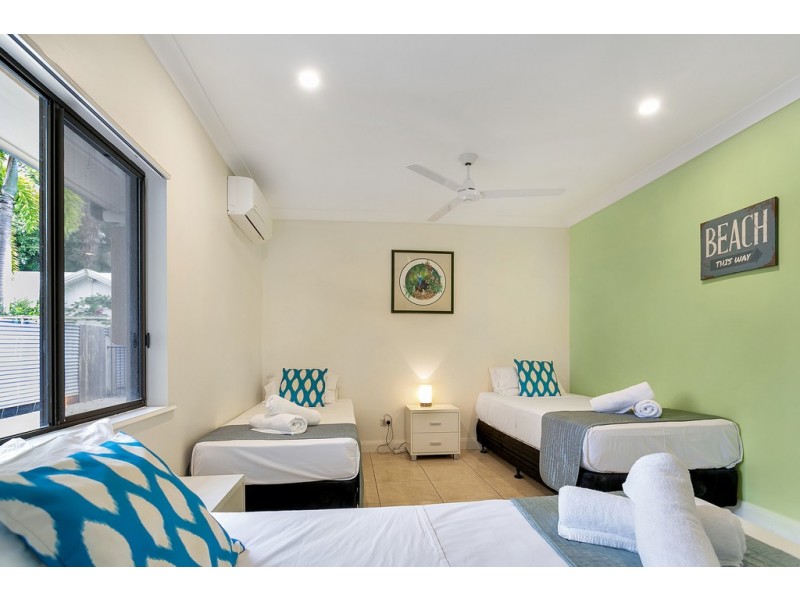 49 Moore Street, Trinity Beach QLD 4879