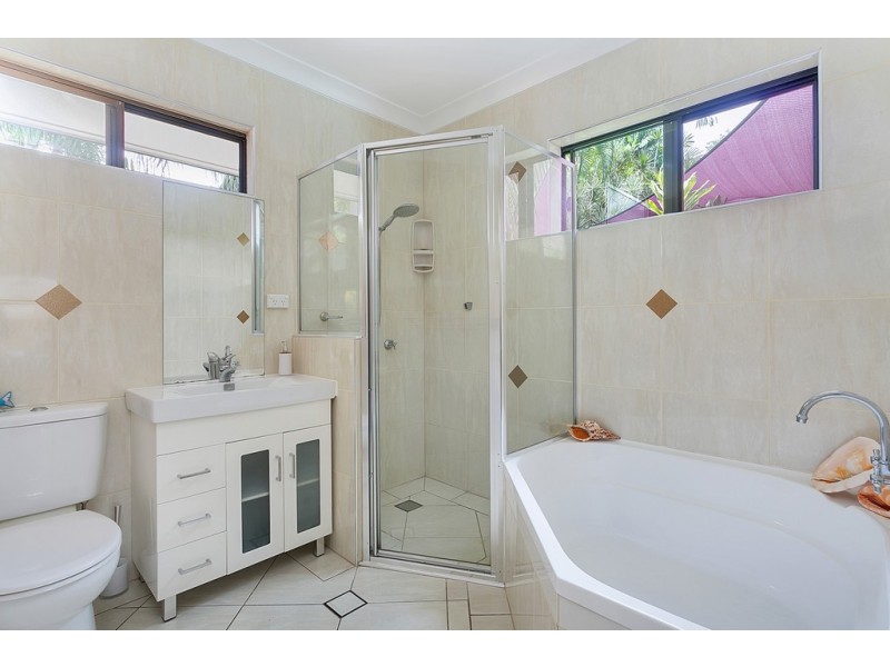 49 Moore Street, Trinity Beach QLD 4879